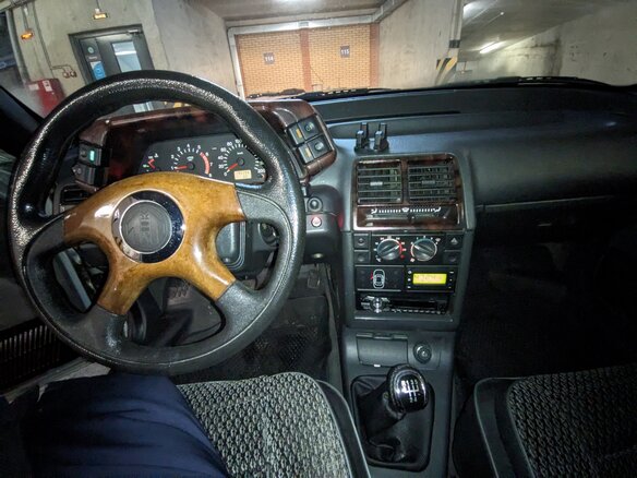 2005 Lada (ВАЗ) 2112, серебристый, 550000 рублей - вид 9