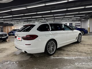 2018 BMW 5 серии 530d xDrive VII (G30/G31/G38), белый, 3499000 рублей, вид 4