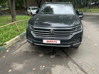 2021 Volkswagen Touareg III, чёрный, 7049000 рублей, вид 1