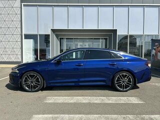 2020 Kia K5 III, синий, 2750000 рублей, вид 2