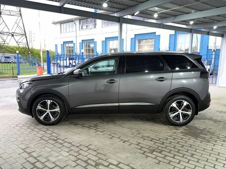 2018 Peugeot 5008 II, серый, 1879000 рублей, вид 2