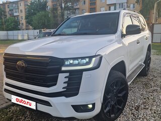 2010 Toyota Land Cruiser 200 Series, белый, 4800000 рублей, вид 1