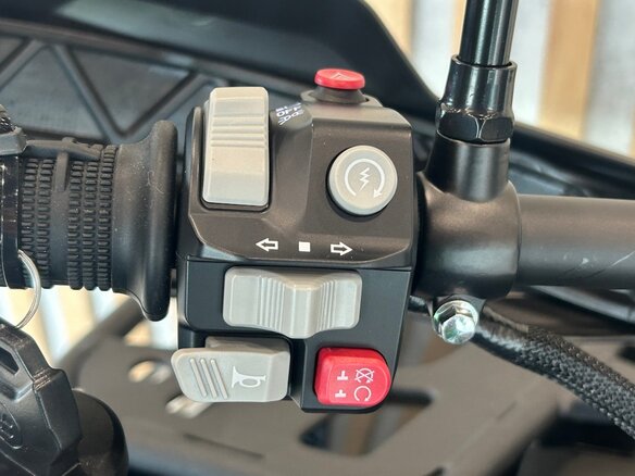2026 Loncin XWolf 550, чёрный, 817000 рублей - вид 12