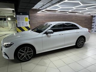 2021 Mercedes-Benz E-Класс 200 V (W213, S213, C238) Рестайлинг, белый, 4790000 рублей, вид 4