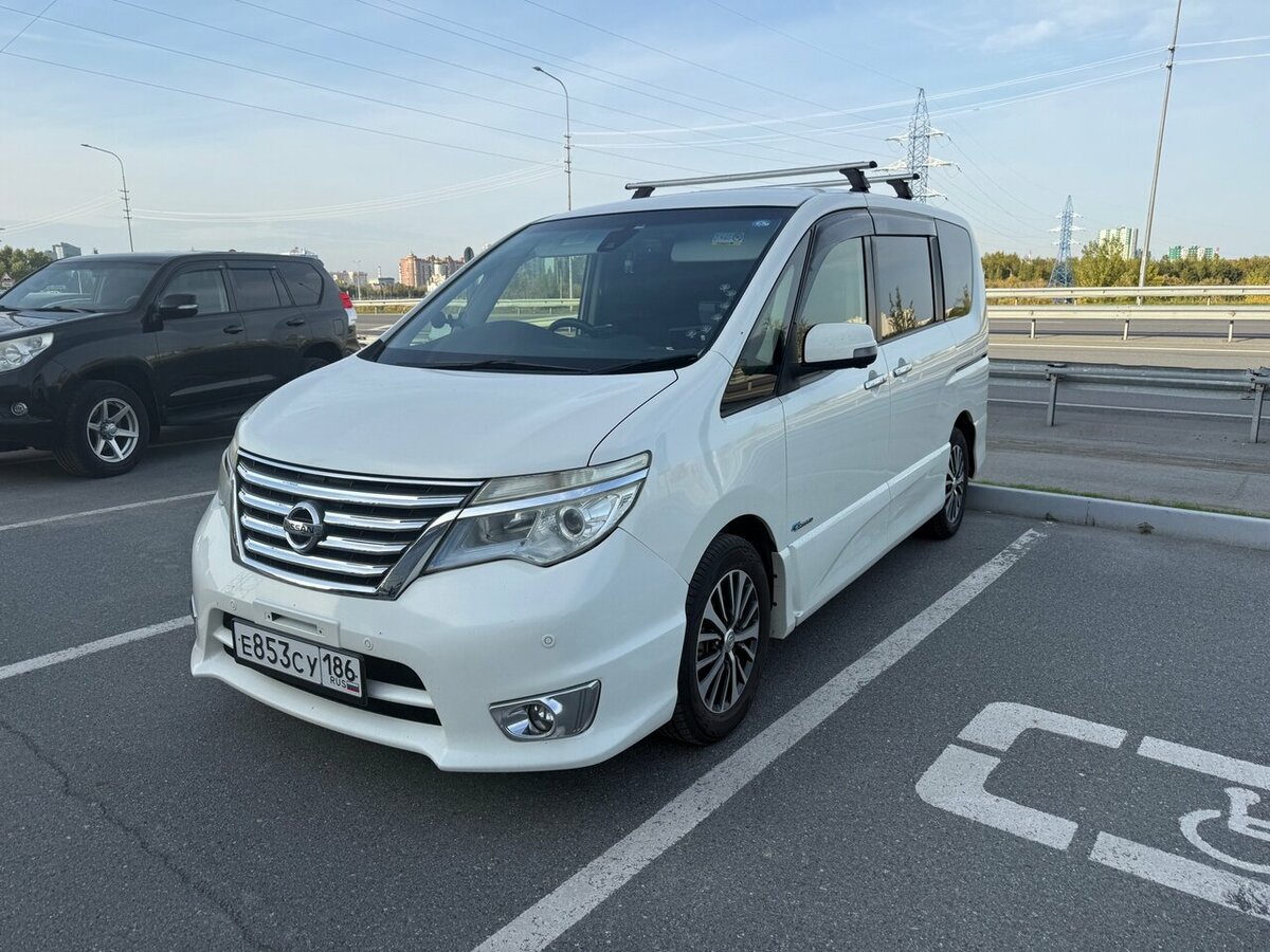 Открыть фотографии: Nissan Serena IV (C26)