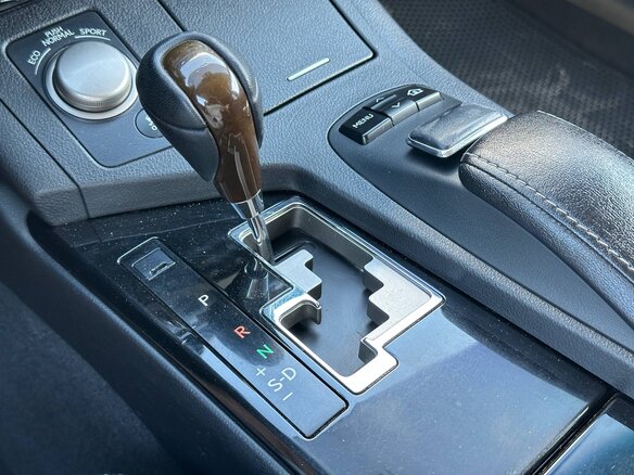 2012 Lexus ES 250 VI, чёрный - вид 17