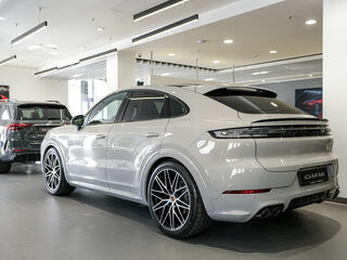 2026 Porsche Cayenne Coupé III Рестайлинг, серый, 19690000 рублей, вид 3