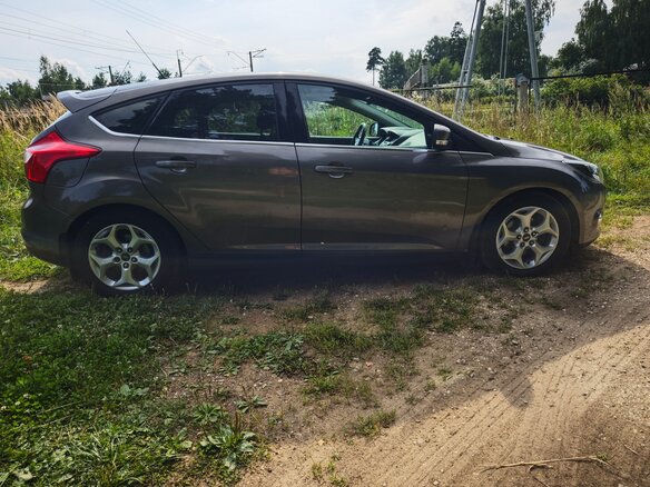 2013 Ford Focus III, коричневый, 950000 рублей - вид 8