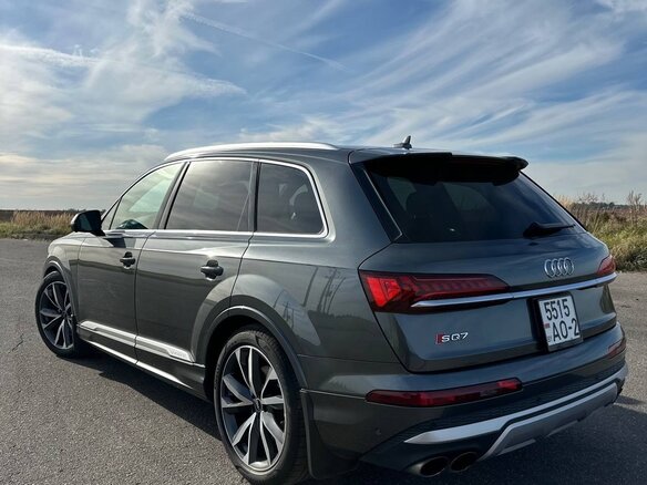2021 Audi SQ7 I (4M) Рестайлинг, серый, 5490000 рублей - вид 13