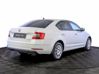 2019 Skoda Octavia III (A7) Рестайлинг, белый, 1659000 рублей, вид 5