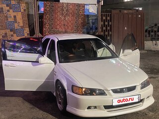 2000 Honda Accord VI, белый, 650000 рублей, вид 5