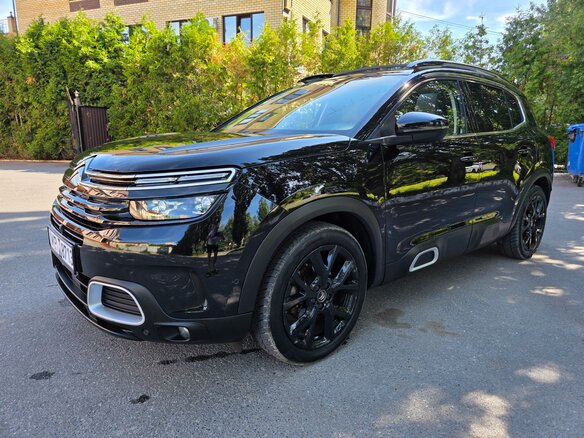 2020 Citroen C5 Aircross I, чёрный, 1830000 рублей - вид 2