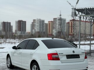 2018 Skoda Octavia III (A7) Рестайлинг, белый, 1590000 рублей, вид 5