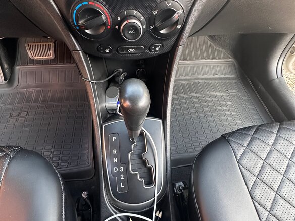 2014 Hyundai Solaris I Рестайлинг, бежевый - вид 6