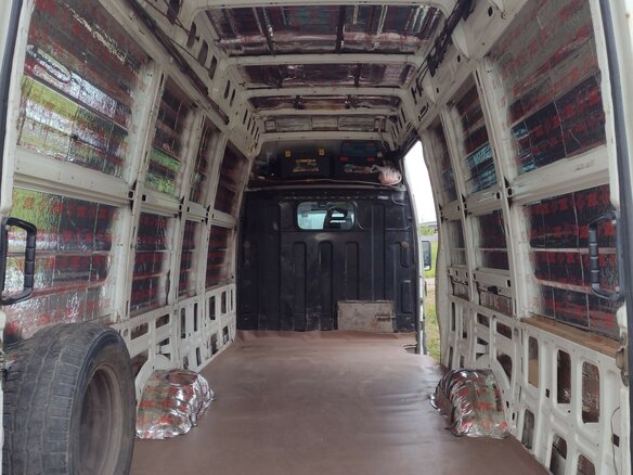 2003 Iveco Daily, белый, 955000 рублей - вид 27