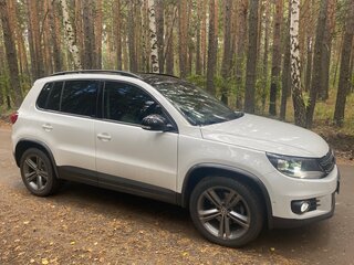 2016 Volkswagen Tiguan I Рестайлинг, белый, 1590000 рублей, вид 4