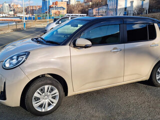 2022 Toyota Passo III Рестайлинг, бежевый, 899000 рублей, вид 1