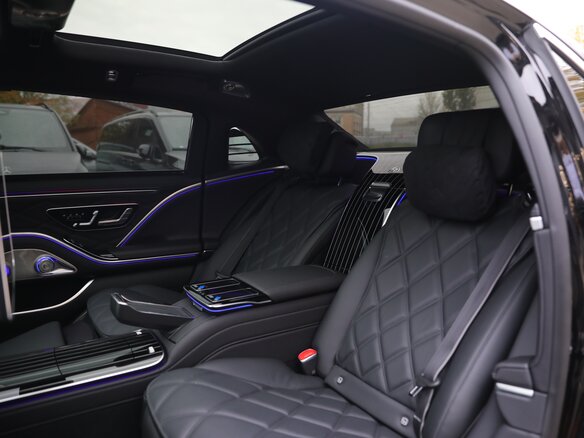 2026 Mercedes-Benz Maybach S-Класс 580 II (Z223) Рестайлинг, чёрный, 41900000 рублей - вид 29