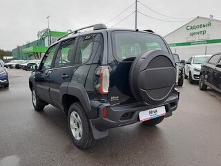 2026 Lada (ВАЗ) Niva Travel I Рестайлинг, зелёный, 1621900 рублей, вид 3
