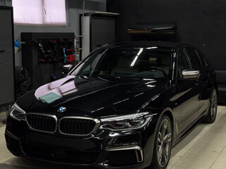 2019 BMW 5 серии M550d xDrive VII (G30/G31/G38), чёрный, 4800000 рублей, вид 1