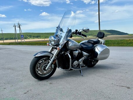 2010 Yamaha XVS1300, серебристый, 750000 рублей, вид 2