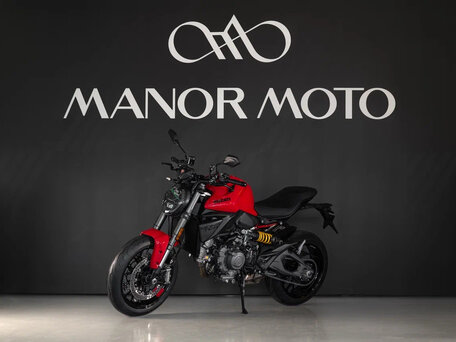 2026 Ducati Monster 900, красный, 1850000 рублей, вид 4