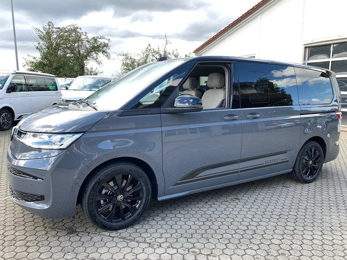 Открыть фотографии: Volkswagen Multivan T7