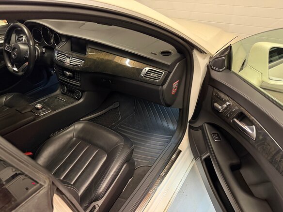 2013 Mercedes-Benz CLS 350 CDI II (C218), белый, 2300000 рублей - вид 10