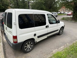 2010 Peugeot Partner II, белый, 370000 рублей, вид 3