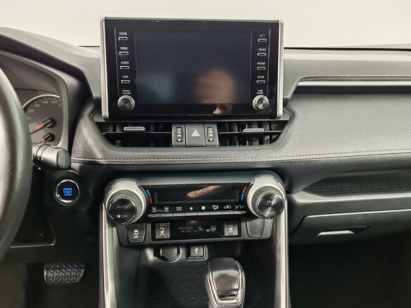 2021 Toyota RAV4 V (XA50), белый, 2739000 рублей - вид 13