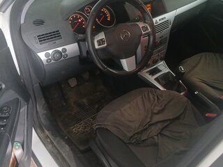 2014 Opel Astra H Рестайлинг, белый, 455000 рублей, вид 3