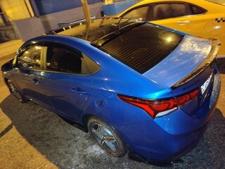 2017 Hyundai Solaris II, синий, 882000 рублей, вид 3