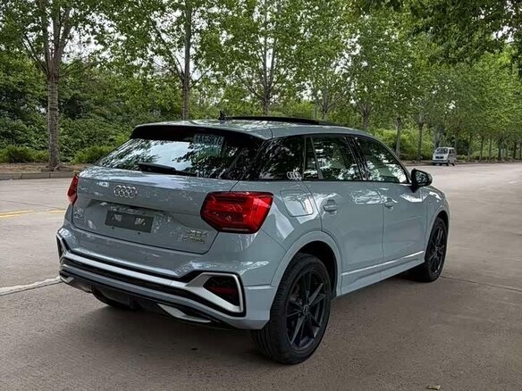 2023 Audi Q2 L 35 TFSI I Рестайлинг, серый, 1750100 рублей - вид 6