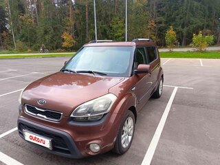 2012 Kia Soul I Рестайлинг, коричневый, 750000 рублей, вид 1