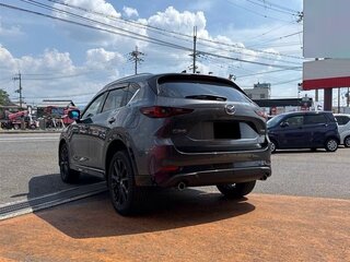 2023 Mazda CX-5 II Рестайлинг, серебристый, 2196000 рублей, вид 5