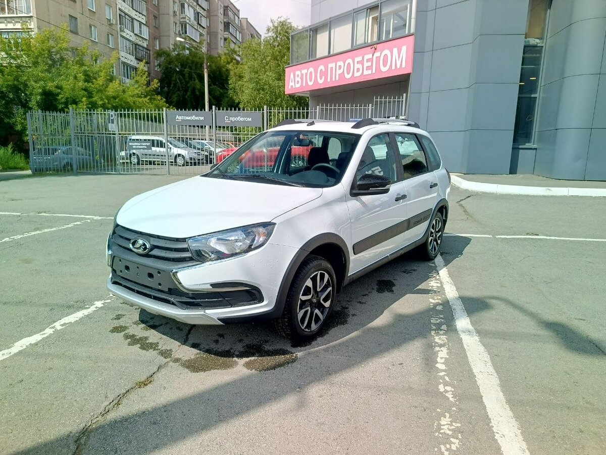Открыть фотографии: Lada (ВАЗ) Granta I Рестайлинг