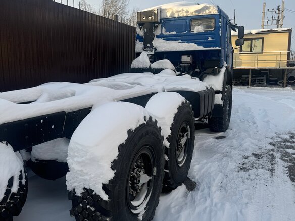 2020 КамАЗ 43118, синий, 5000000 рублей - вид 7
