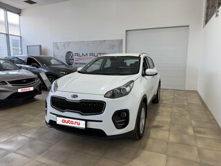 2017 Kia Sportage IV, серебристый, 1700000 рублей, вид 3