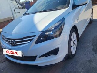 2015 Hyundai Solaris I Рестайлинг, белый, 900000 рублей, вид 4