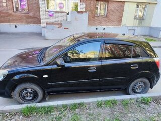 2009 Kia Rio II Рестайлинг, чёрный, 400000 рублей, вид 3