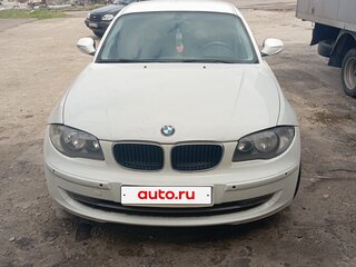 2010 BMW 1 серии 116i I (E81/E82/E87/E88) Рестайлинг, белый, 570000 рублей, вид 1