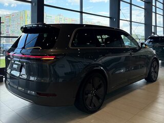 2025 Li Auto (Lixiang) L9 52.3 kWh I Рестайлинг, серый, 11990000 рублей, вид 5