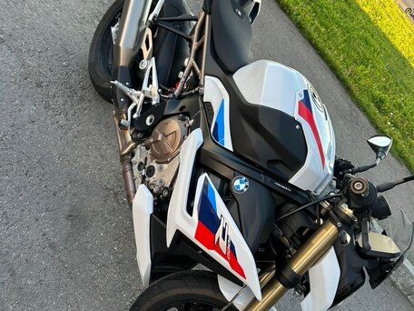 2021 BMW S 1000 R, белый, 1950000 рублей, вид 4