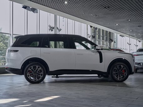 2026 Lynk & Co 900, белый, 7290000 рублей, вид 5