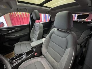 2022 Chevrolet TrailBlazer III, белый, 1370000 рублей, вид 4