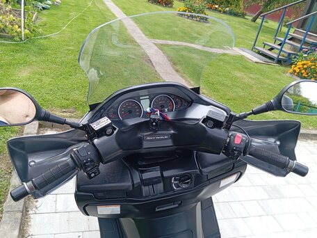 2009 Suzuki Burgman (SkyWave) 400, серый, 295000 рублей, вид 4