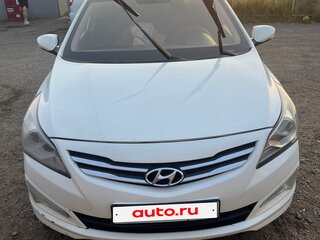 2015 Hyundai Solaris I Рестайлинг, белый, 500000 рублей, вид 1