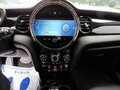 2022 Mini Hatch Cooper III (F55/F56) Рестайлинг 2, бежевый, 2170000 рублей - вид 10