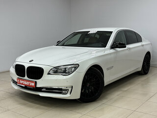 BMW 7 серии 740d xDrive V (F01/F02/F04) Рестайлинг