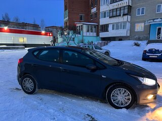 2013 Kia Ceed II, синий, 999000 рублей, вид 3